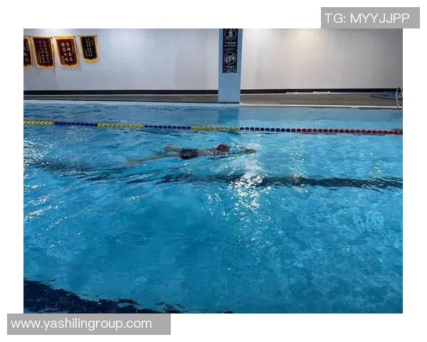 自由泳训练技巧提升全攻略 助力游泳水平突破与耐力增强 自由泳训练技巧提升全攻略 助力游泳水平突破与耐力增强