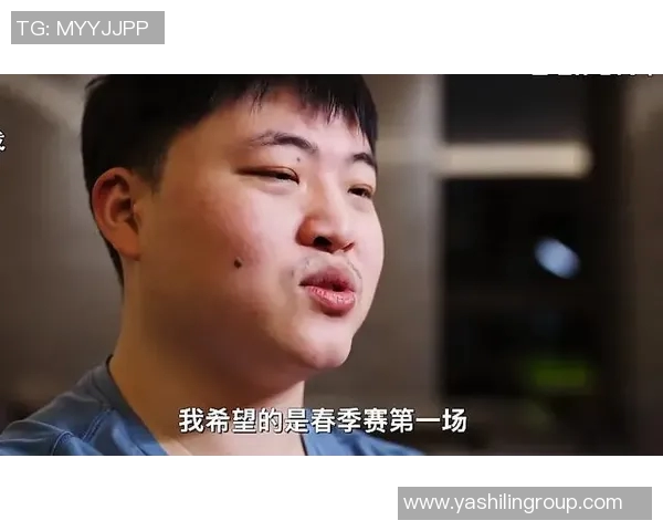 Uzi与足球明星的惊人相似之处揭示了他们的竞技精神与风格魅力